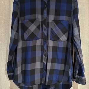 Women’s Blue and Black Plaid Button-Up Shirt